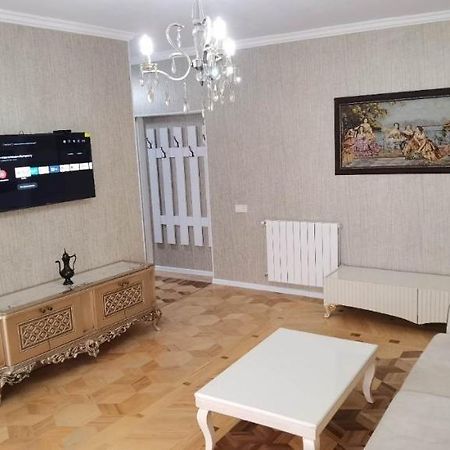 Nano'S Apartament-2 Кутаиси Экстерьер фото