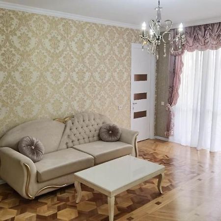 Nano'S Apartament-2 Кутаиси Экстерьер фото