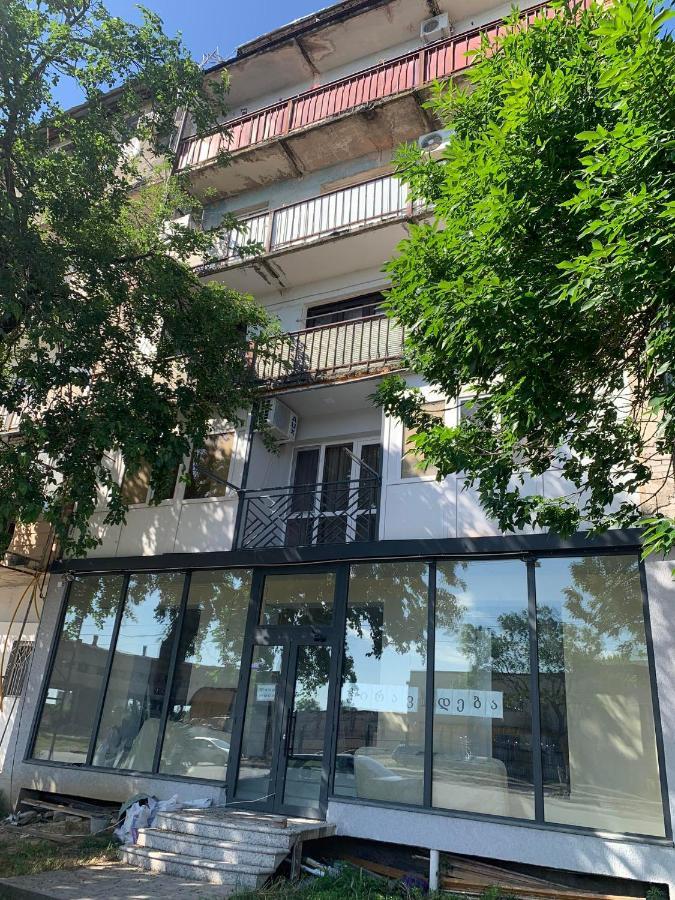Nano'S Apartament-2 Кутаиси Экстерьер фото